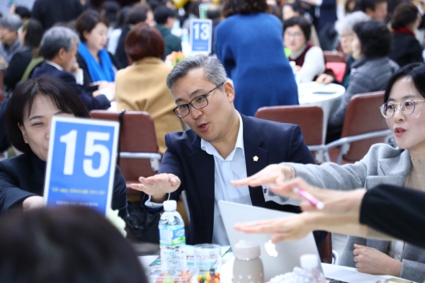 소통공감원탁토론회