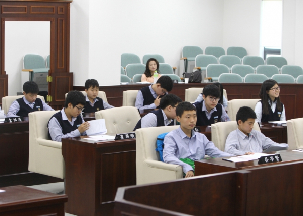 신천중학교 - 청소년 의회교실