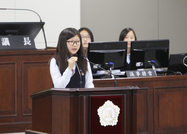 신천중학교 - 청소년의회교실