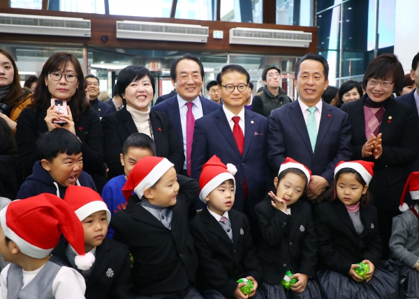 사랑의 모금함 및 온도탑 설치식